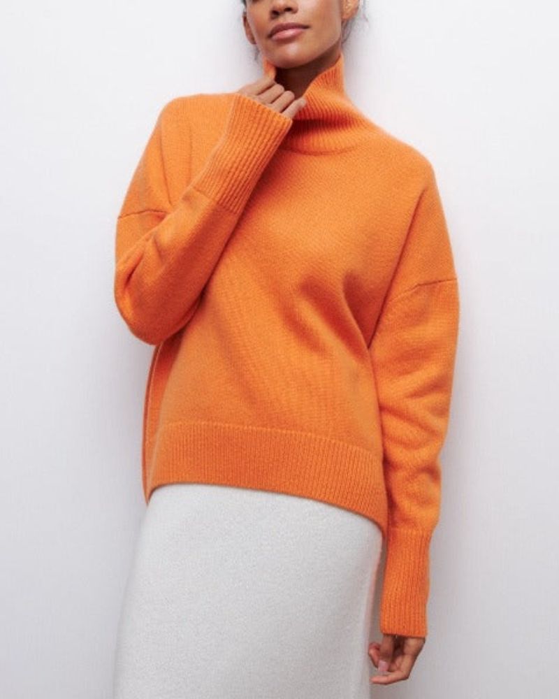 SOLEI – COL ROULÉ RELAXED FIT